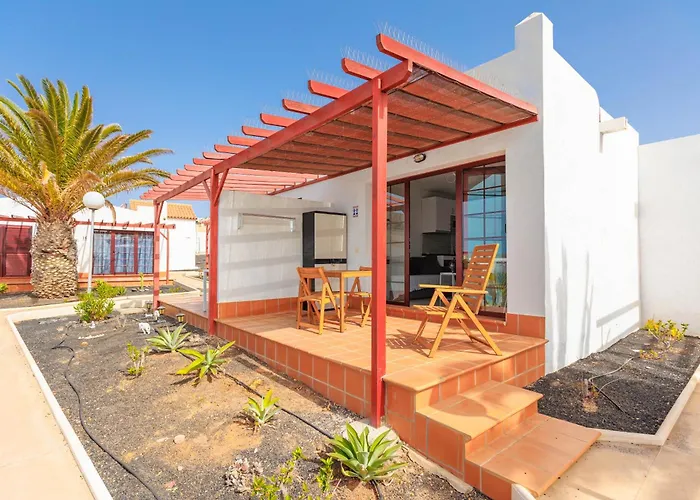 Sunny Terrace By The Pool - Relax Caleta De Fuste