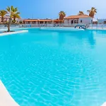 Apartment Sunny Terrace By The Pool - Relax
